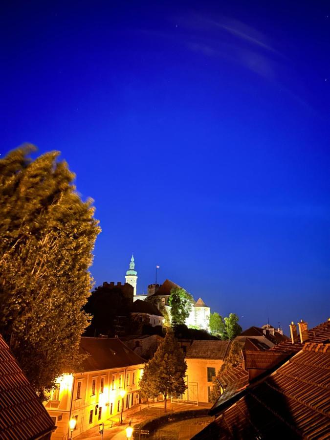 Penzion, Vinny Sklep A Cafe Barta Mikulov Exterior photo