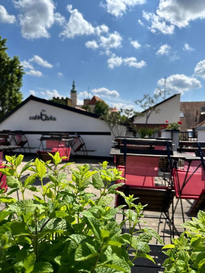 Penzion, Vinny Sklep A Cafe Barta Mikulov Exterior photo